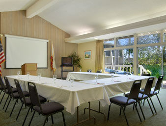 Ramada Limited Hotel Goleta Kültér fotó